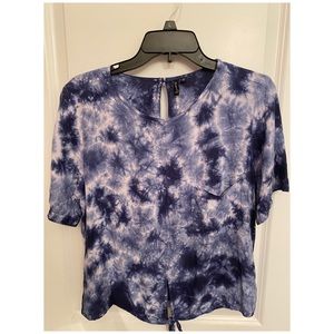 Women’s pattern top